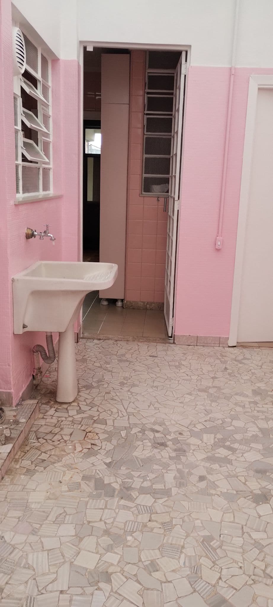 APARTAMENTO 01 — Lapa, São Paulo