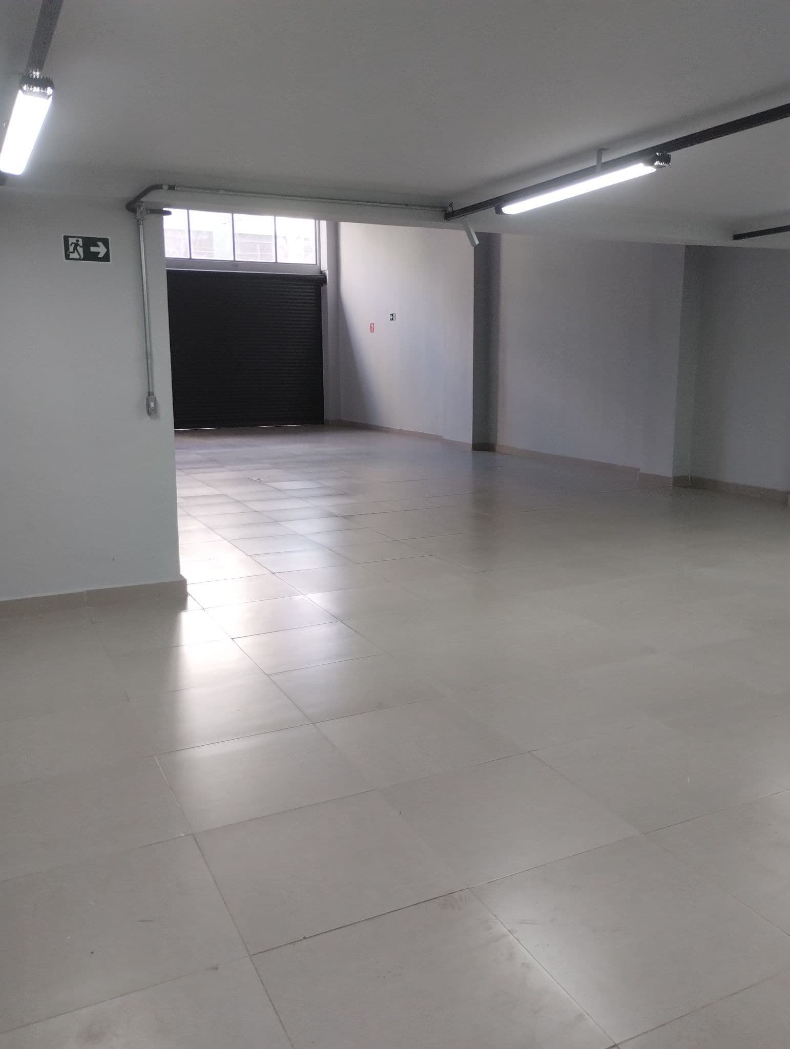 LOJA (M.MELO 406) — Lapa, São Paulo